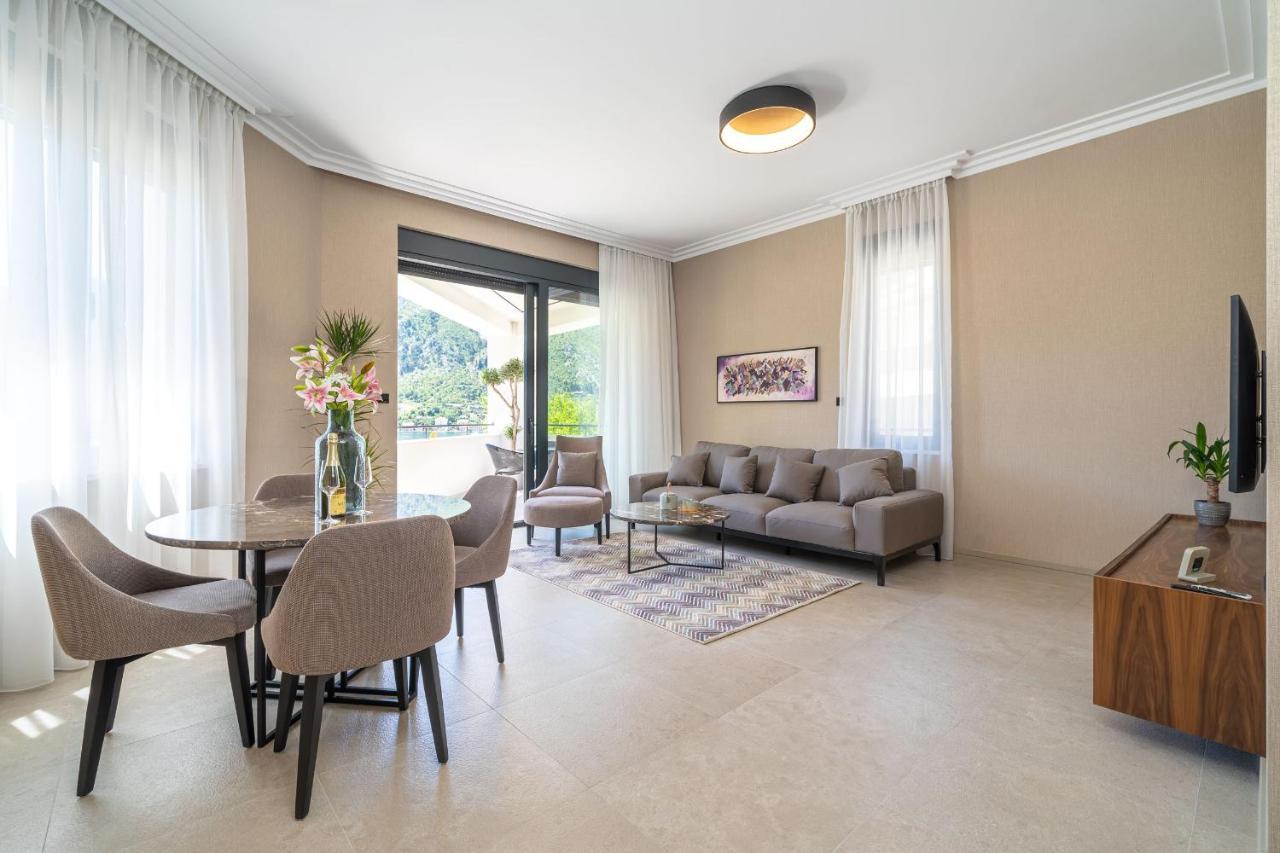 C Group Apartments Kotor Bagian luar foto