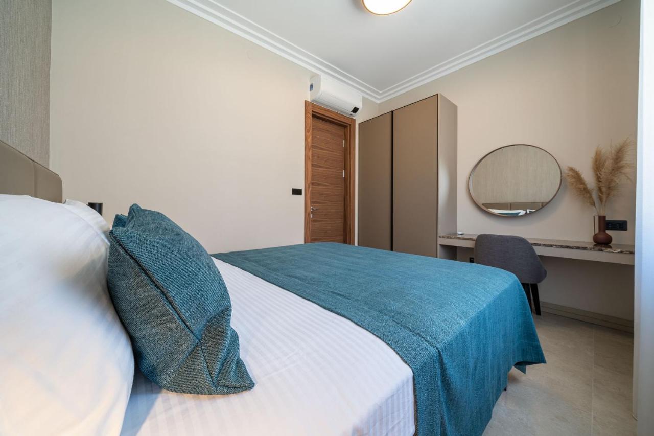 C Group Apartments Kotor Bagian luar foto