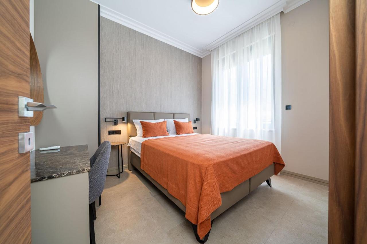 C Group Apartments Kotor Bagian luar foto